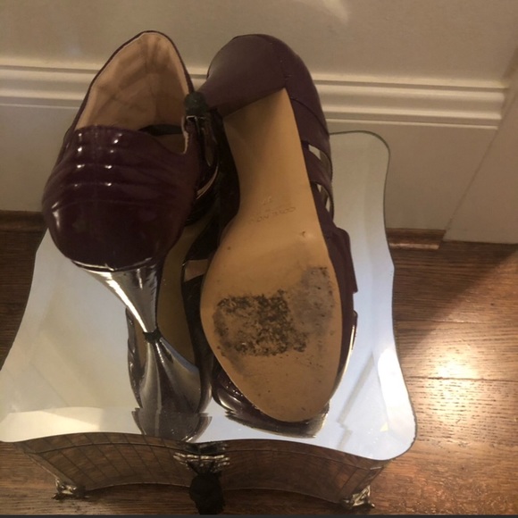Coye Nokes Purple Patent Leather Bootie Size 7 - Picture 5 of 5
